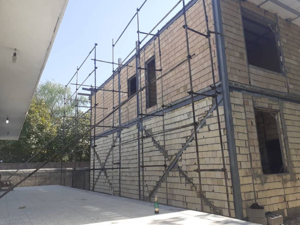 داربست آلفا | نمونه کار بغل کار برای سیمانکاری رامجین | داربست در کرج | داربست فلزی در کردان | داربست ارزان در کرج