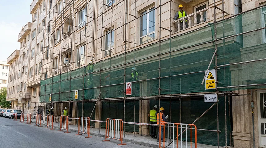 مجوز لازم برای کار روی نما و پیاده رو